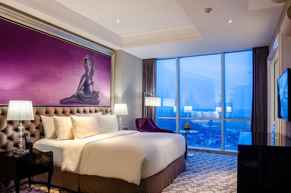 Ciputra World