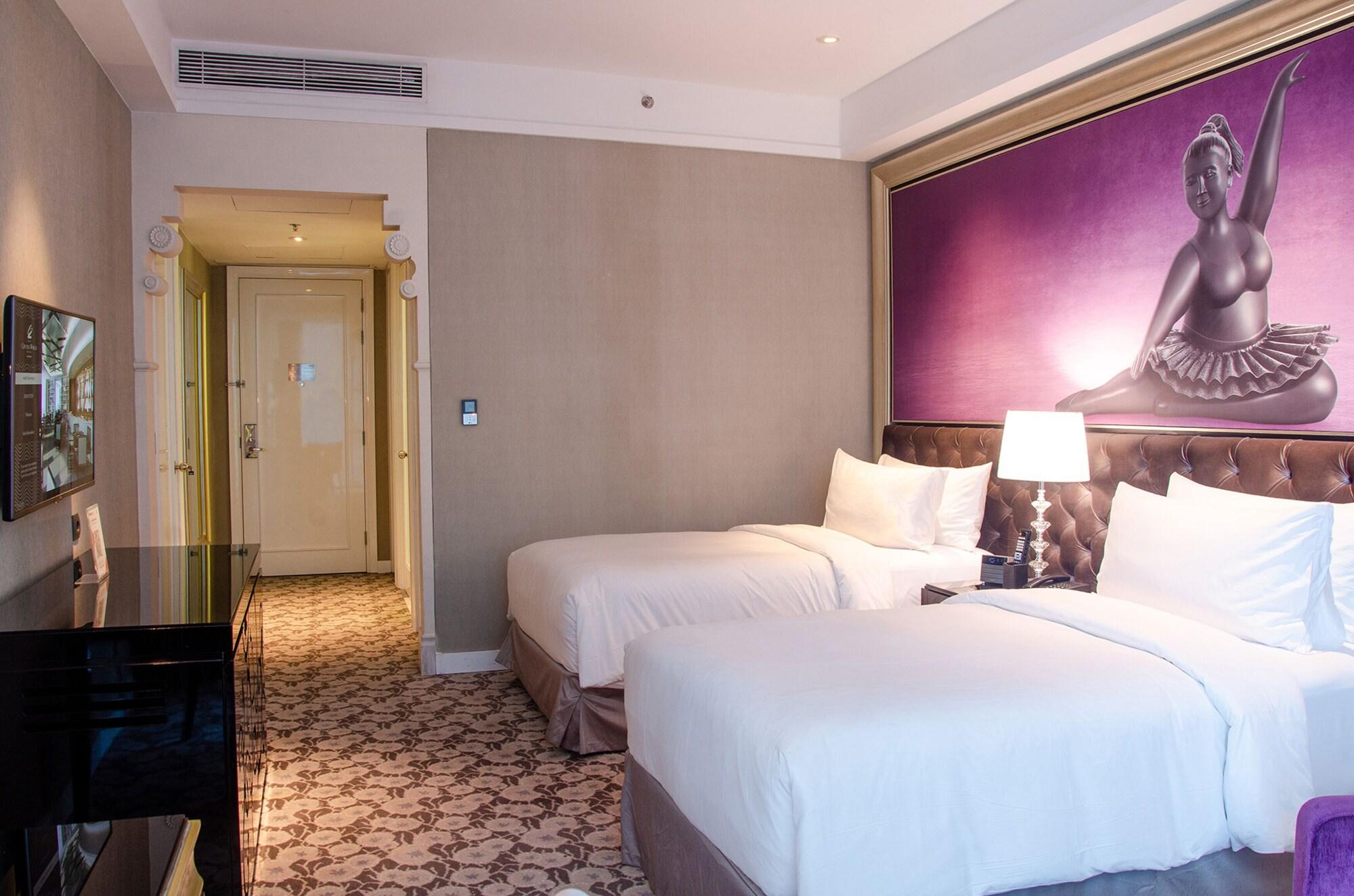 Ciputra World 5* Surabaya