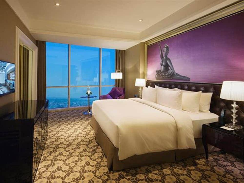 Ciputra World