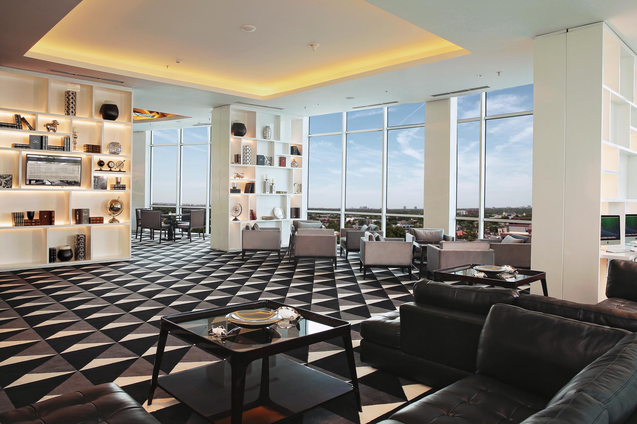 Hotel Ciputra World 5*
