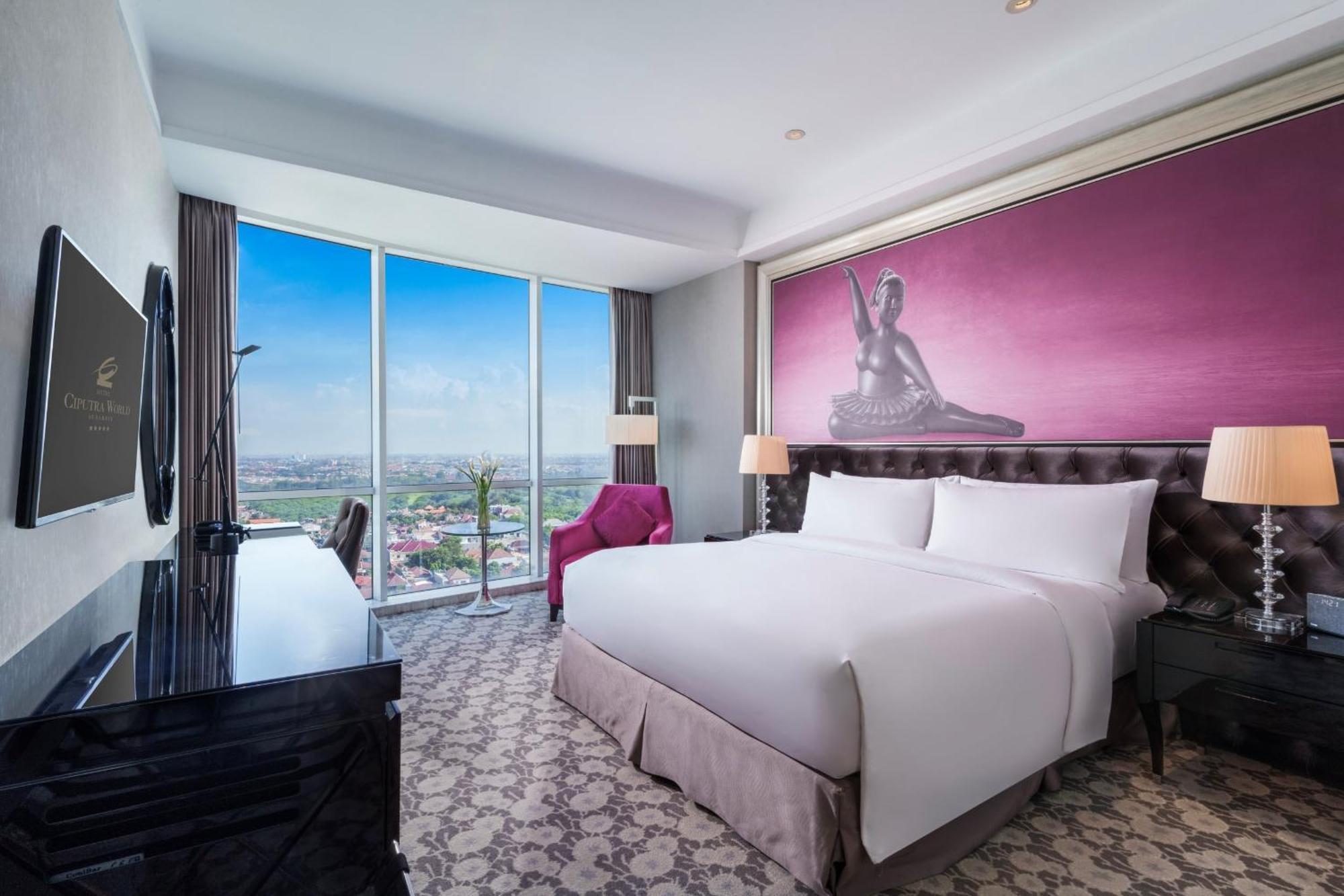 Ciputra World 5*